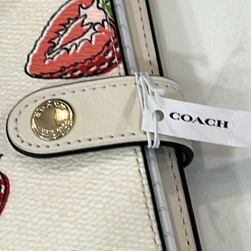 Cute.🍓Coach🍓Notebook &✏️✏️Case. - Picture 8 of 16